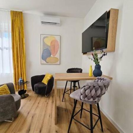 Apartamento New Stylish & Modern Studio Apart - With Sea View Pula Exterior foto